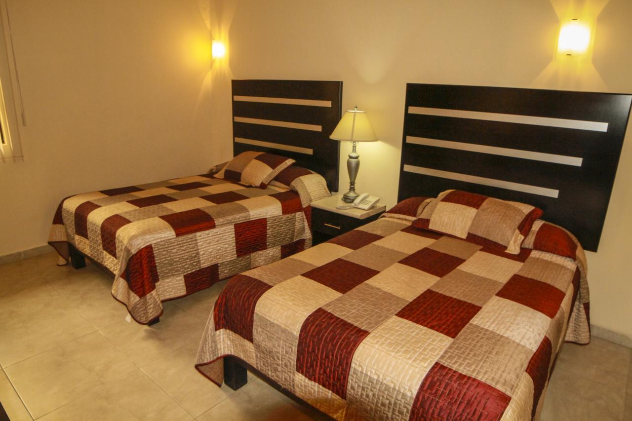 Hotel Y El Refugio De Don Carlos